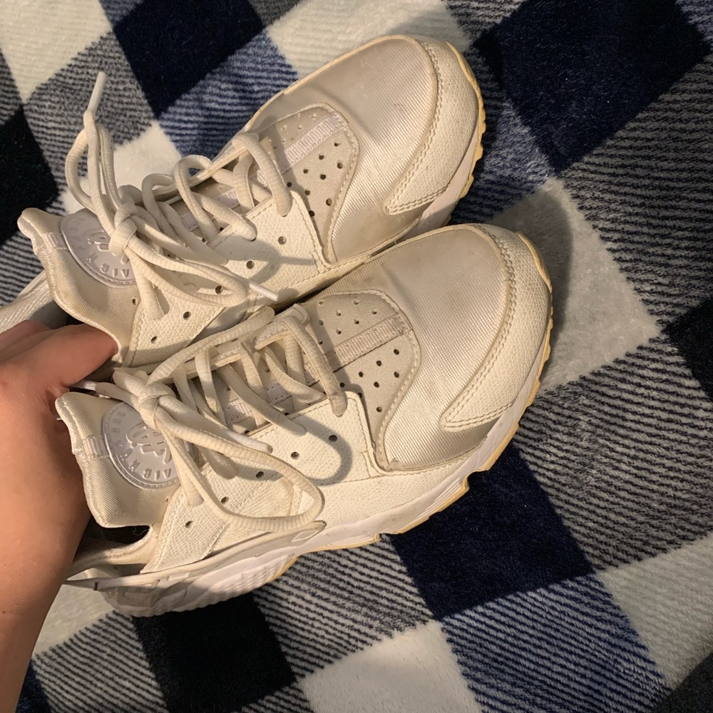 white huraches.